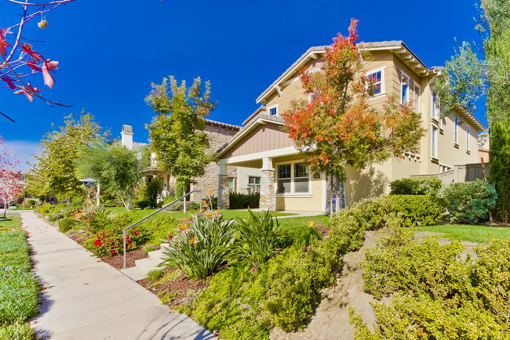 Virtual tour photo 3 of 36 for 8340 Kern Crescent