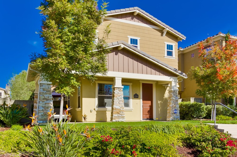Virtual tour photo 4 of 36 for 8340 Kern Crescent