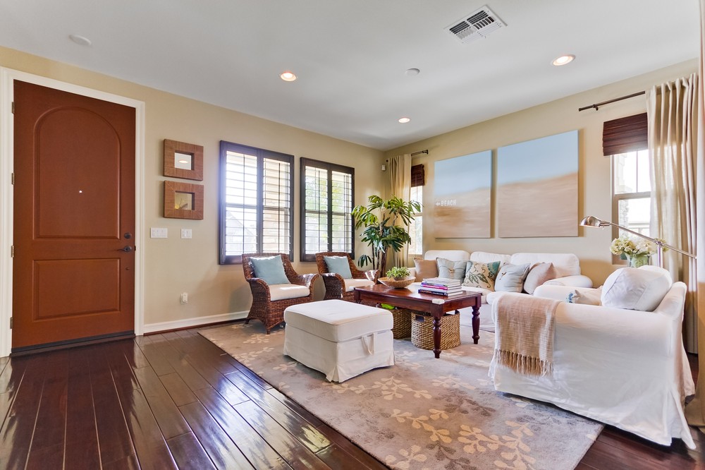 Virtual tour photo 6 of 36 for 8340 Kern Crescent