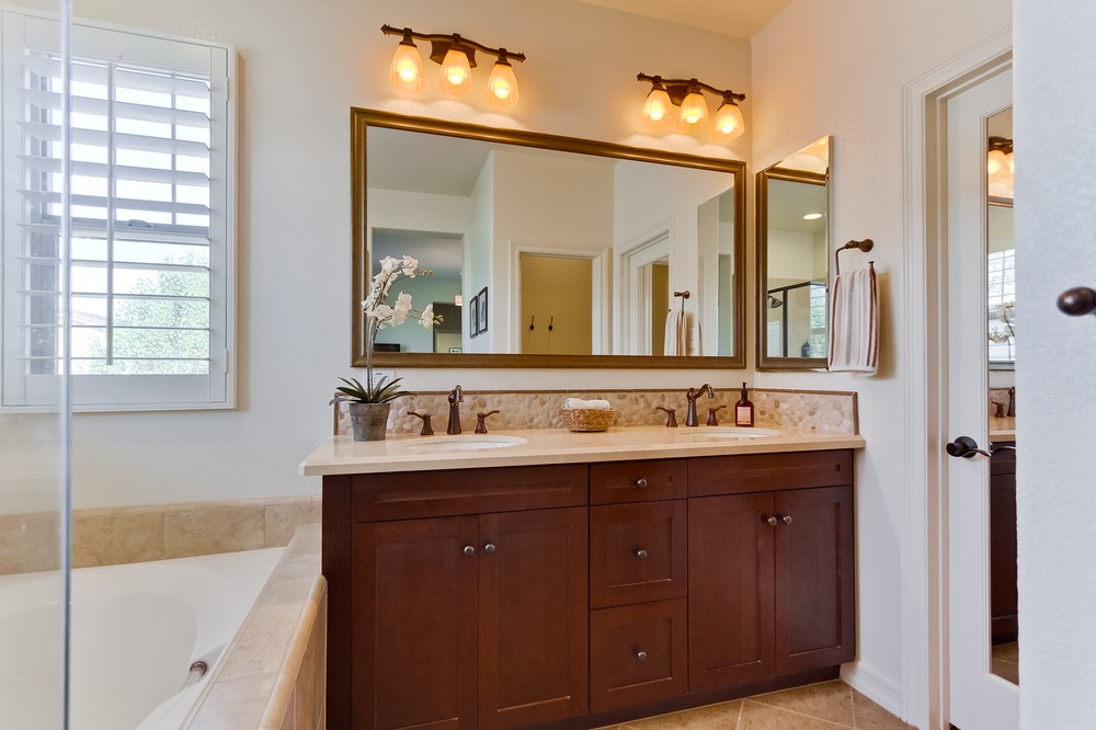 Virtual tour photo 27 of 36 for 8340 Kern Crescent