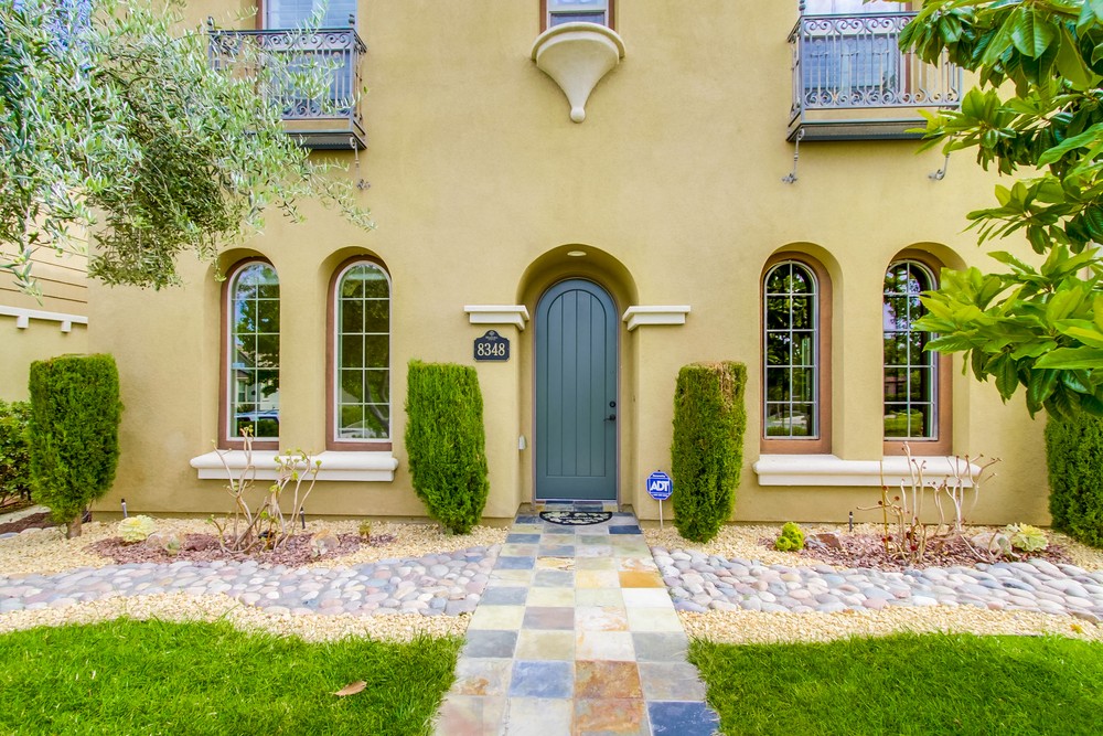 Virtual tour photo 6 of 60 for 8348 Kern Crescent
