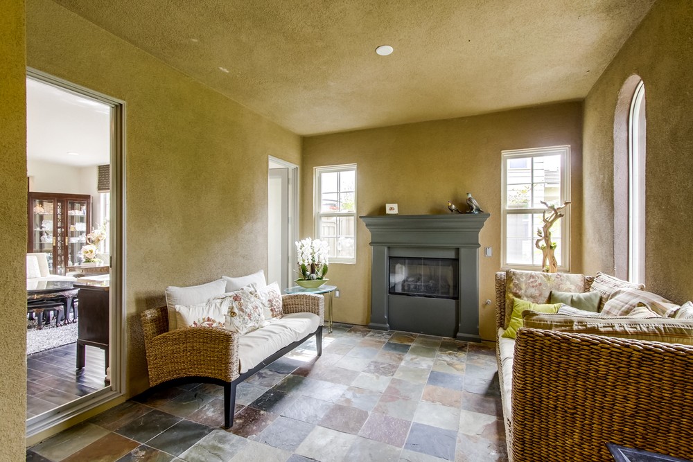 Virtual tour photo 7 of 60 for 8348 Kern Crescent