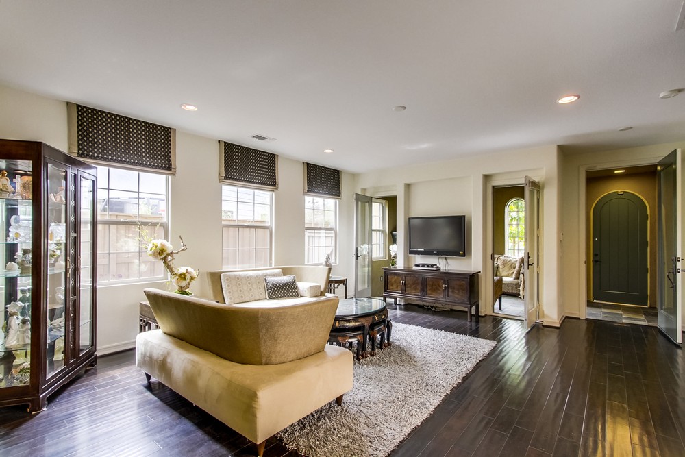 Virtual tour photo 11 of 60 for 8348 Kern Crescent