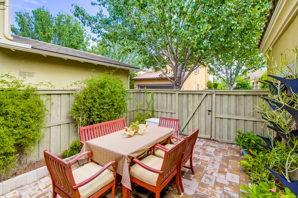 Virtual tour photo 44 of 60 for 8348 Kern Crescent