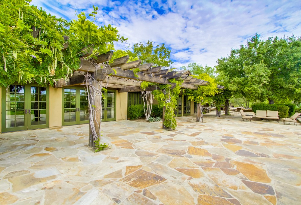 Virtual tour photo 58 of 60 for 8348 Kern Crescent