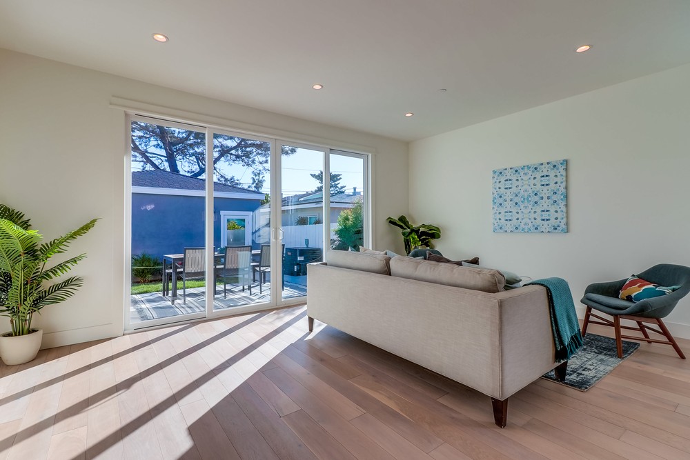 Virtual tour photo 7 of 68 for 835 Beryl St