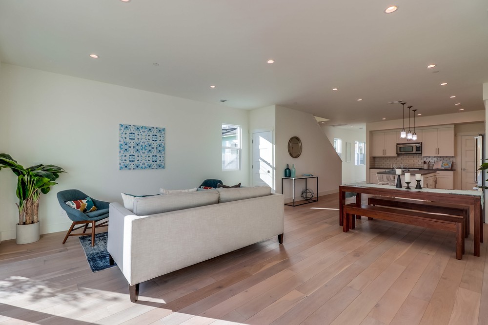 Virtual tour photo 9 of 68 for 835 Beryl St