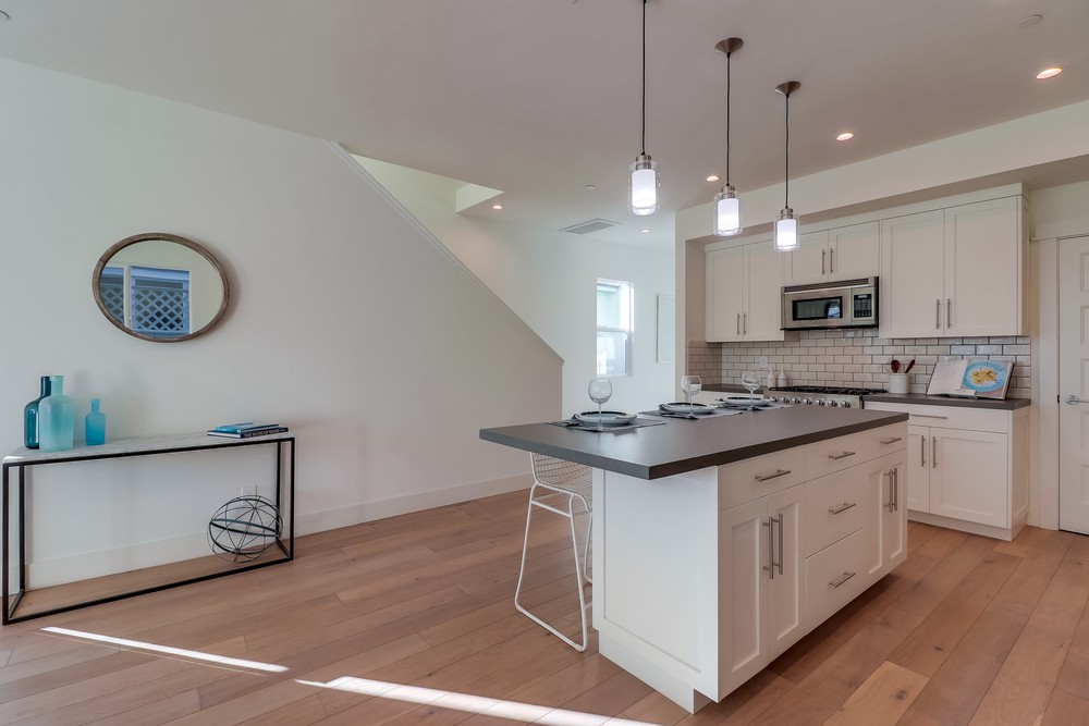 Virtual tour photo 17 of 68 for 835 Beryl St