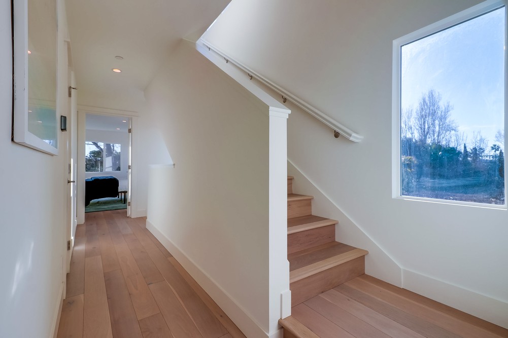Virtual tour photo 30 of 68 for 835 Beryl St