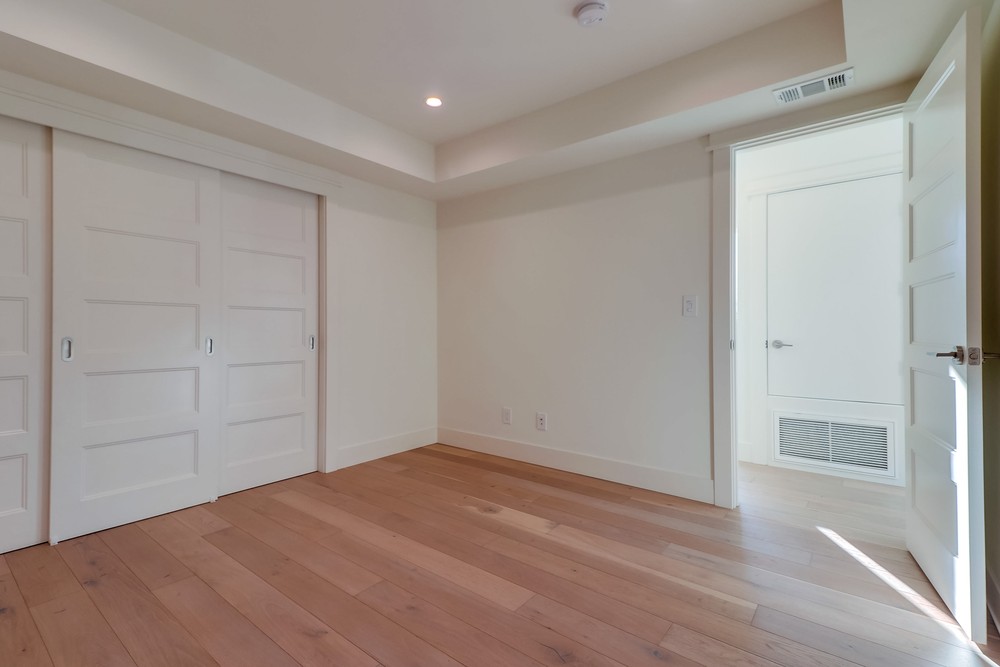 Virtual tour photo 42 of 68 for 835 Beryl St