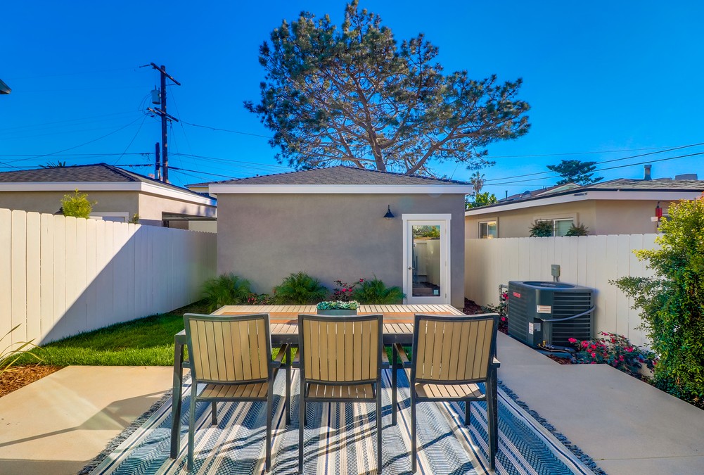 Virtual tour photo 65 of 68 for 835 Beryl St