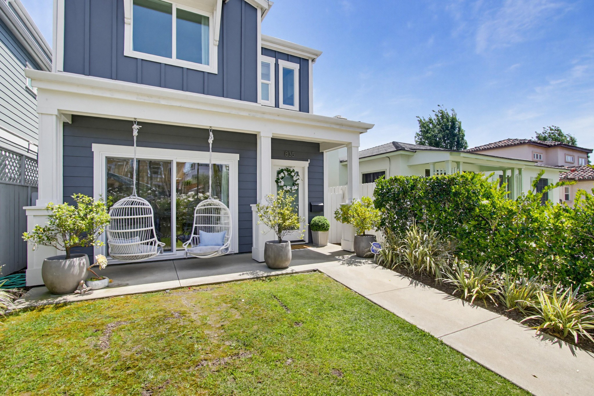 Virtual tour photo 6 of 103 for 835 Beryl St