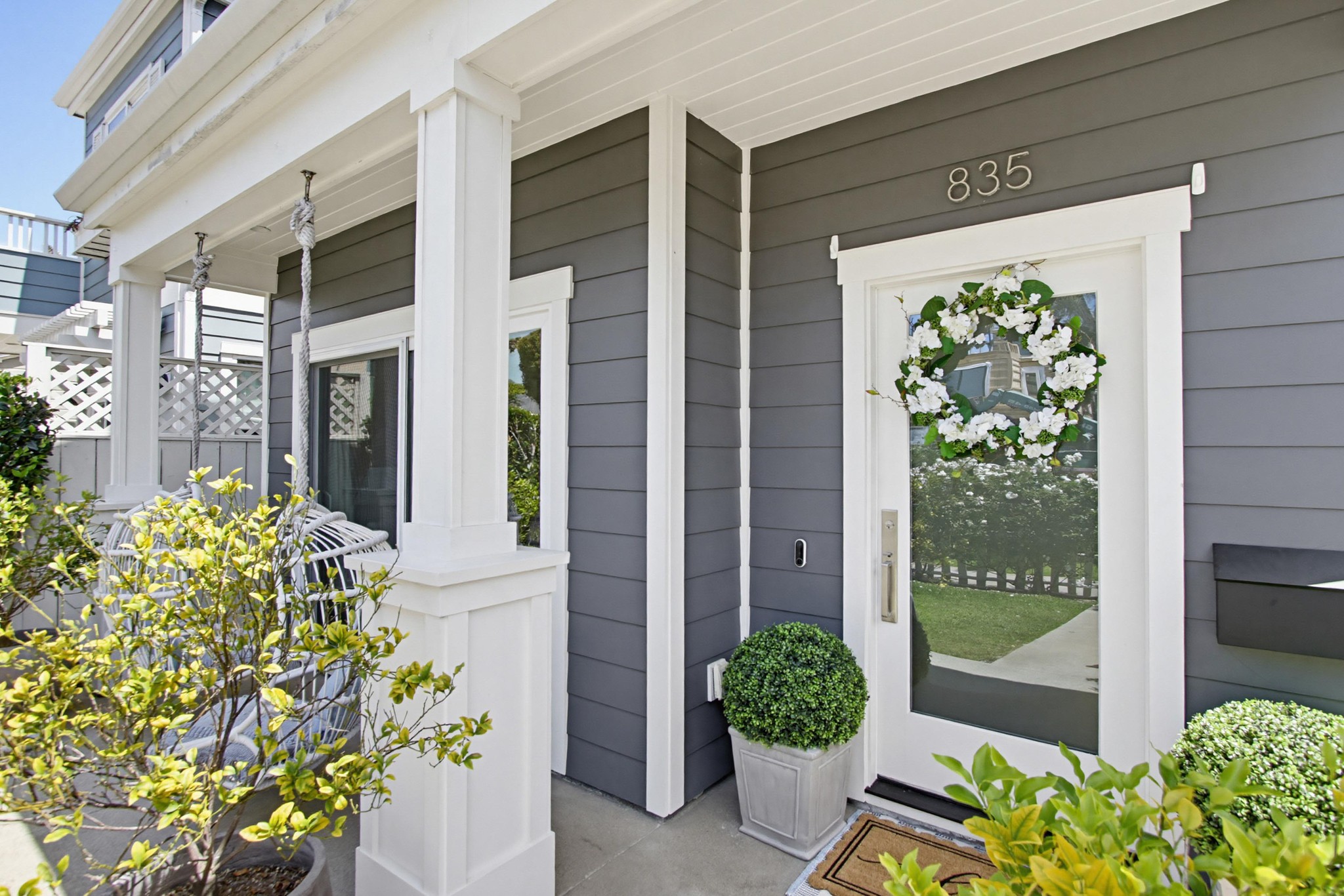 Virtual tour photo 7 of 103 for 835 Beryl St