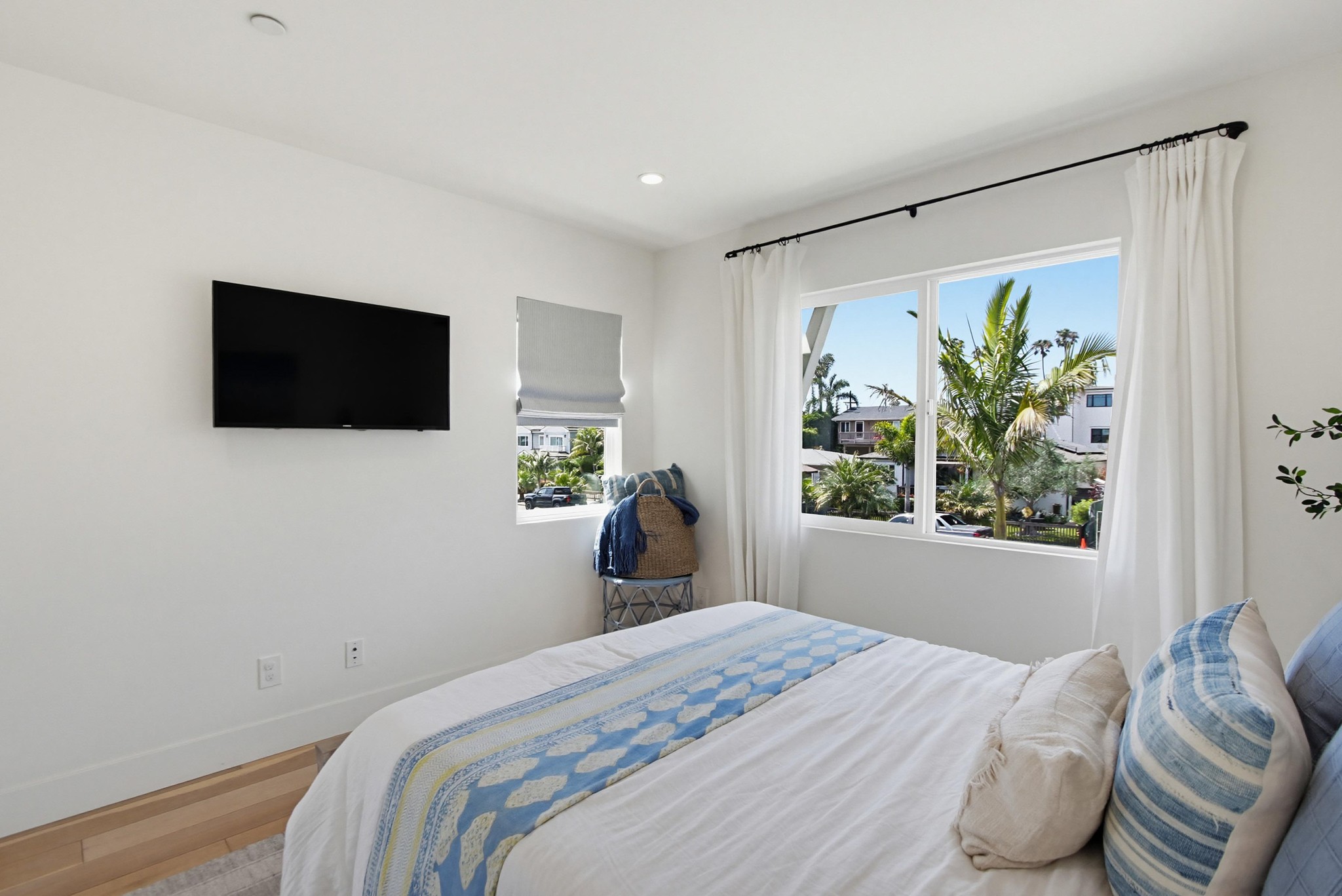 Virtual tour photo 39 of 103 for 835 Beryl St