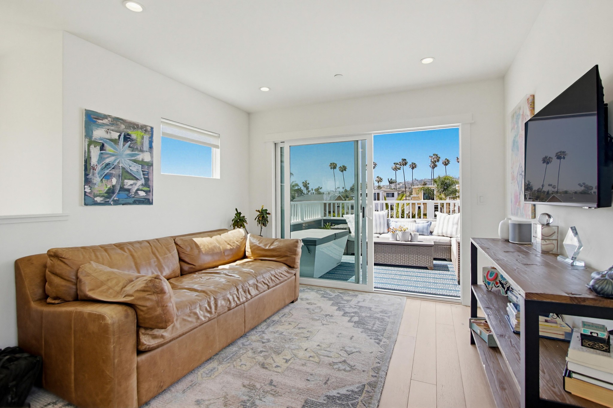 Virtual tour photo 43 of 103 for 835 Beryl St