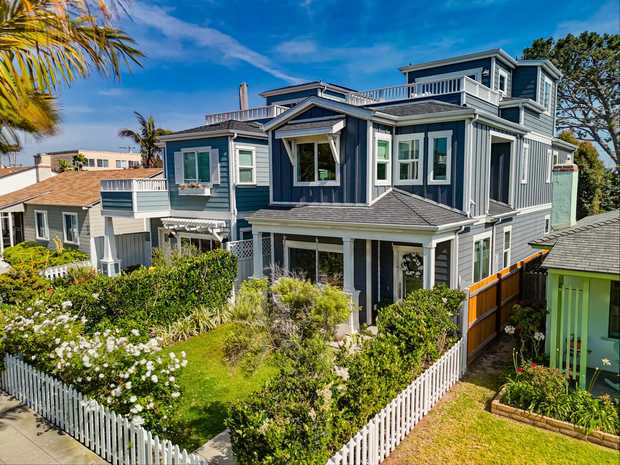 Virtual tour photo 5 of 37 for 835 Beryl St