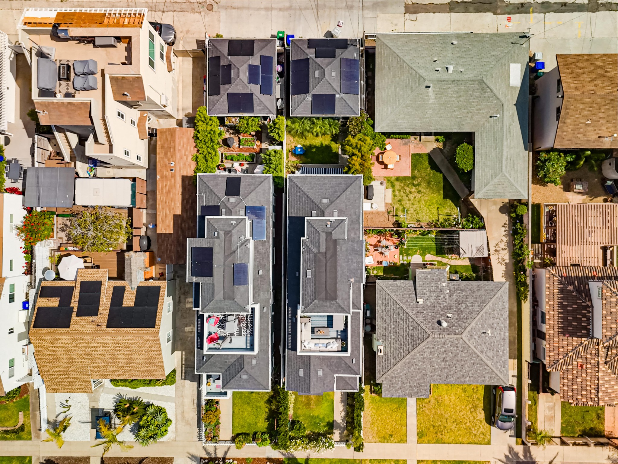Virtual tour photo 11 of 37 for 835 Beryl St