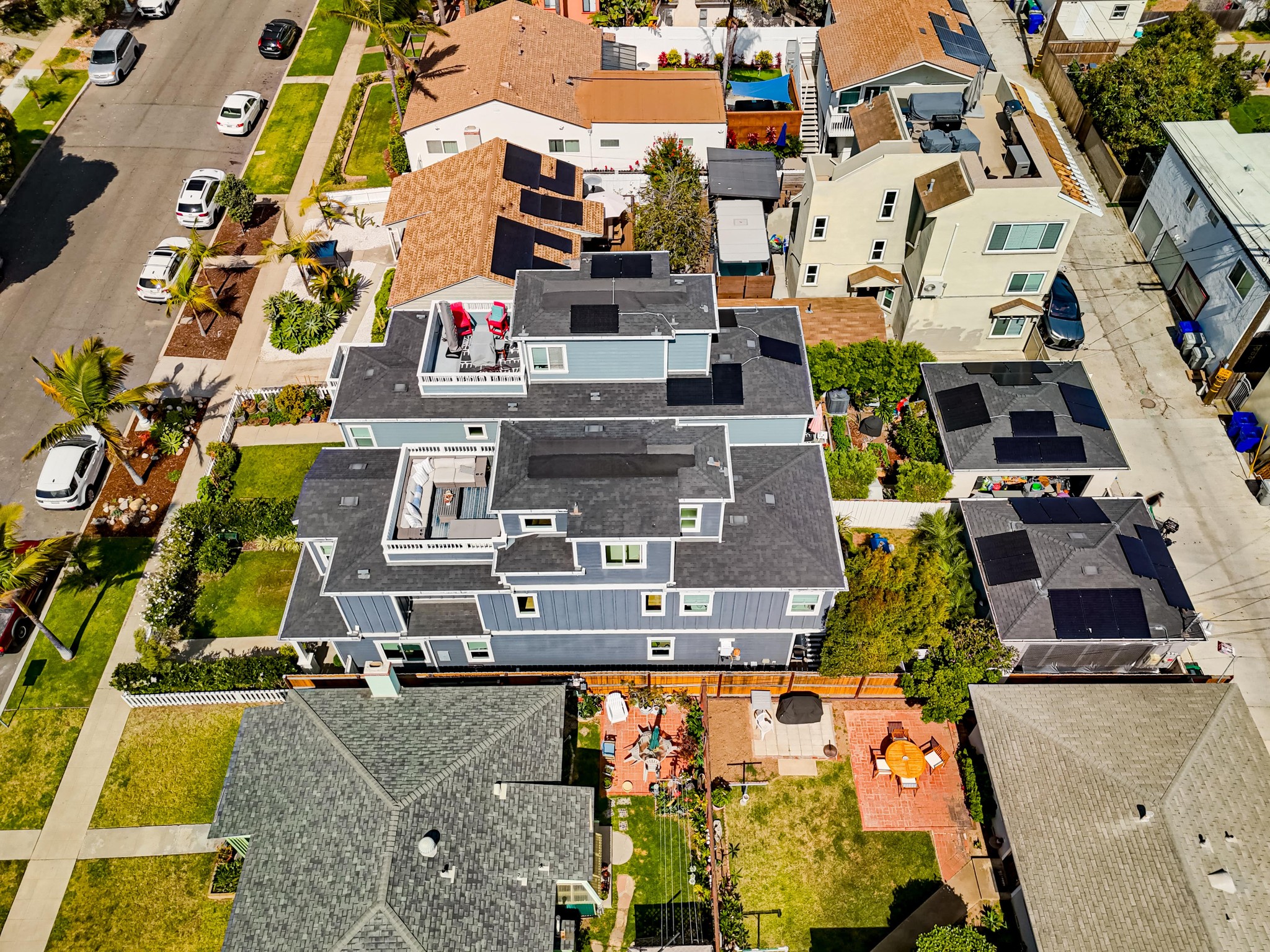 Virtual tour photo 33 of 37 for 835 Beryl St