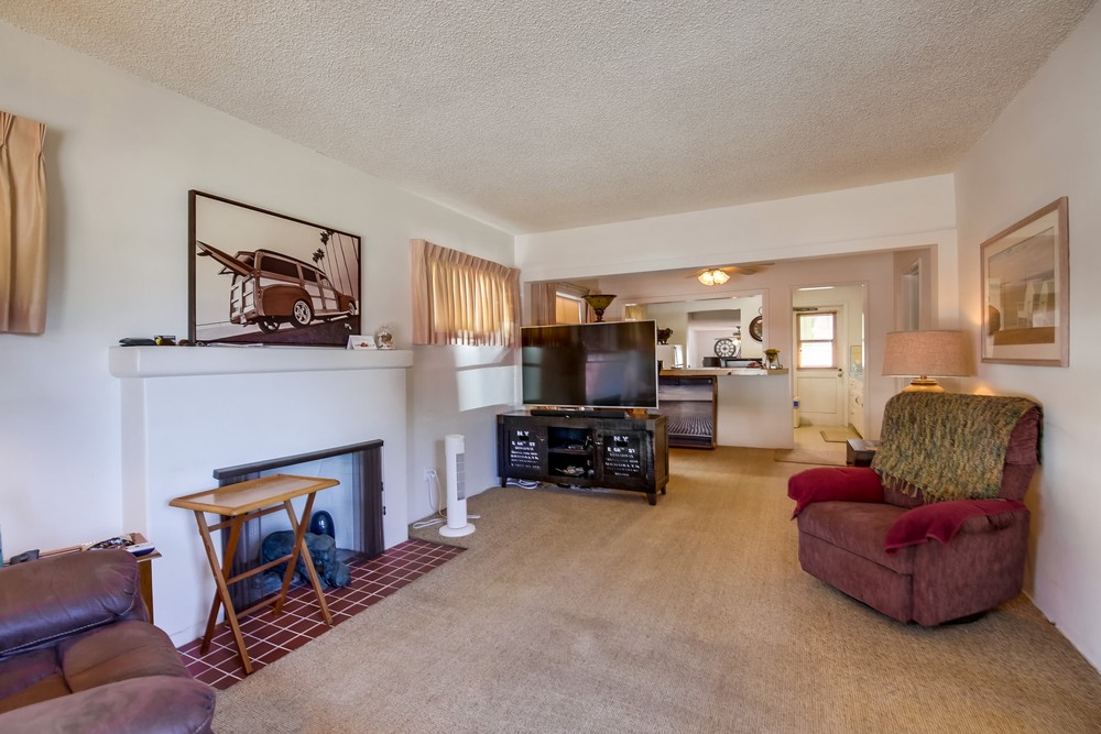 Virtual tour photo 6 of 30 for 835 Beryl St