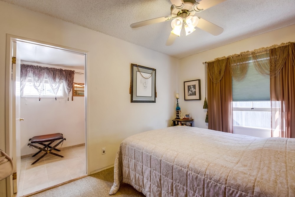 Virtual tour photo 14 of 30 for 835 Beryl St