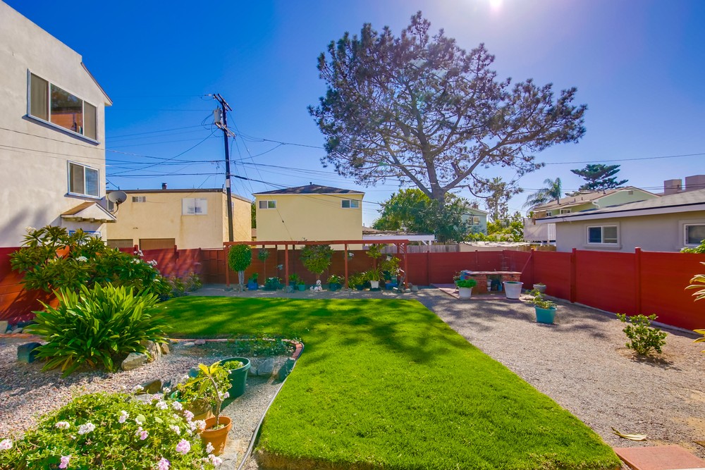 Virtual tour photo 24 of 30 for 835 Beryl St