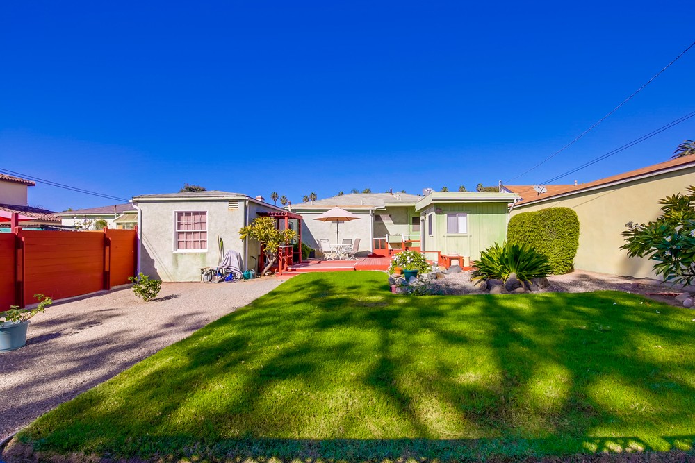 Virtual tour photo 29 of 30 for 835 Beryl St