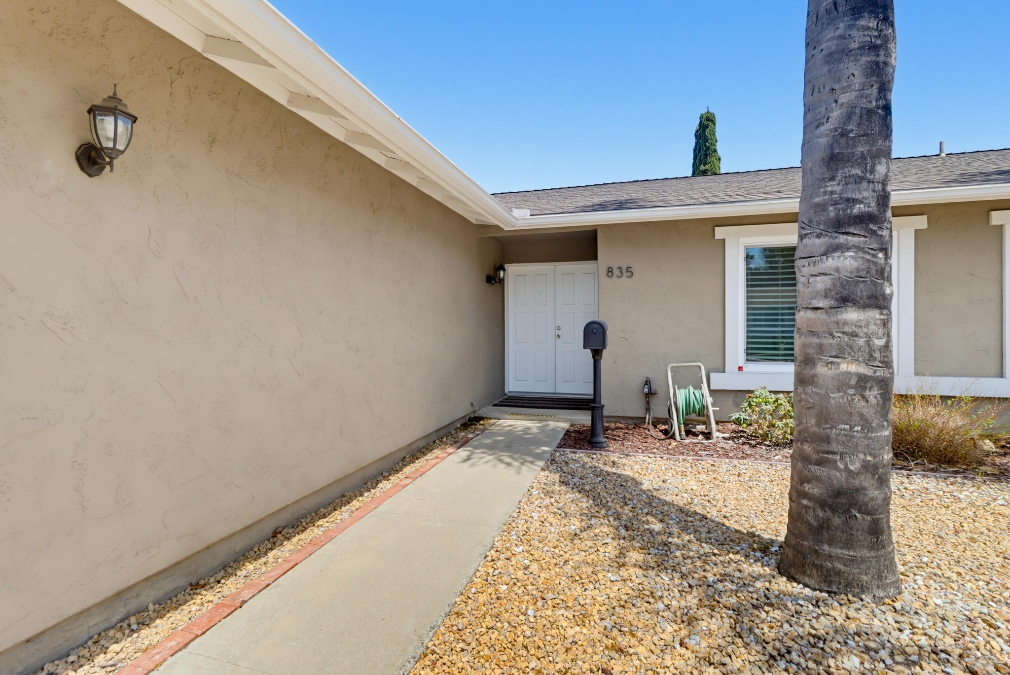 Virtual tour photo 8 of 52 for 835 Dorothy St