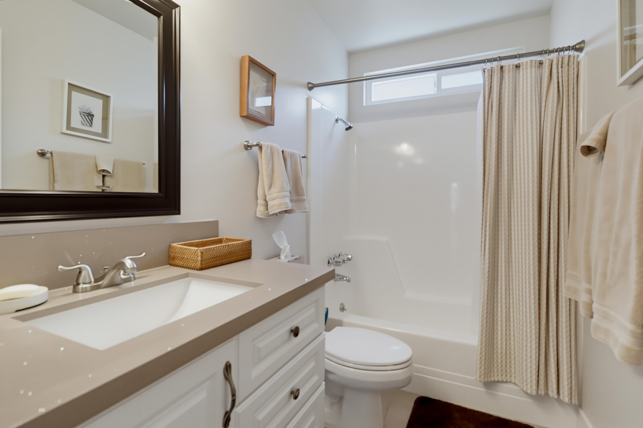Virtual tour photo 32 of 52 for 835 Dorothy St