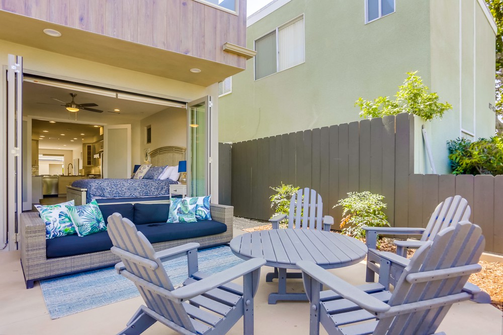 Virtual tour photo 7 of 77 for 835 Opal St