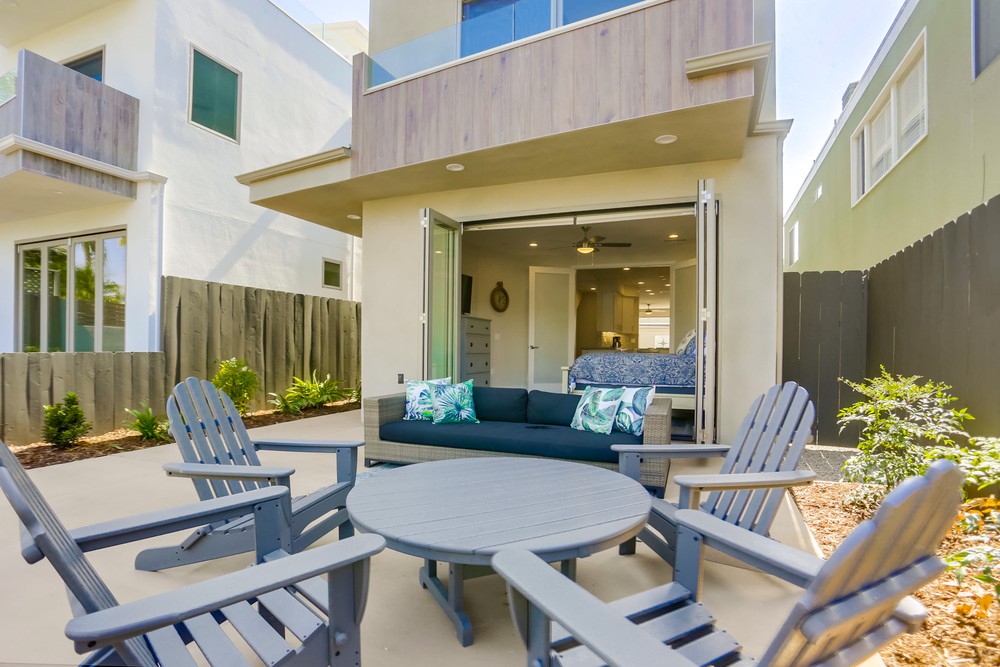 Virtual tour photo 9 of 77 for 835 Opal St