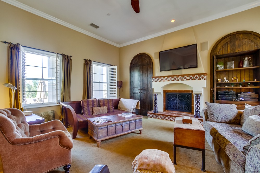 Virtual tour photo 7 of 37 for 8353 Santaluz Village Green E