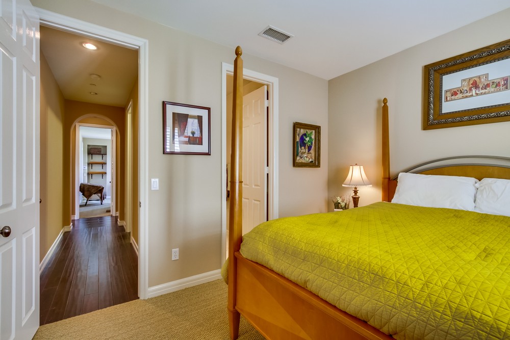 Virtual tour photo 26 of 37 for 8353 Santaluz Village Green E