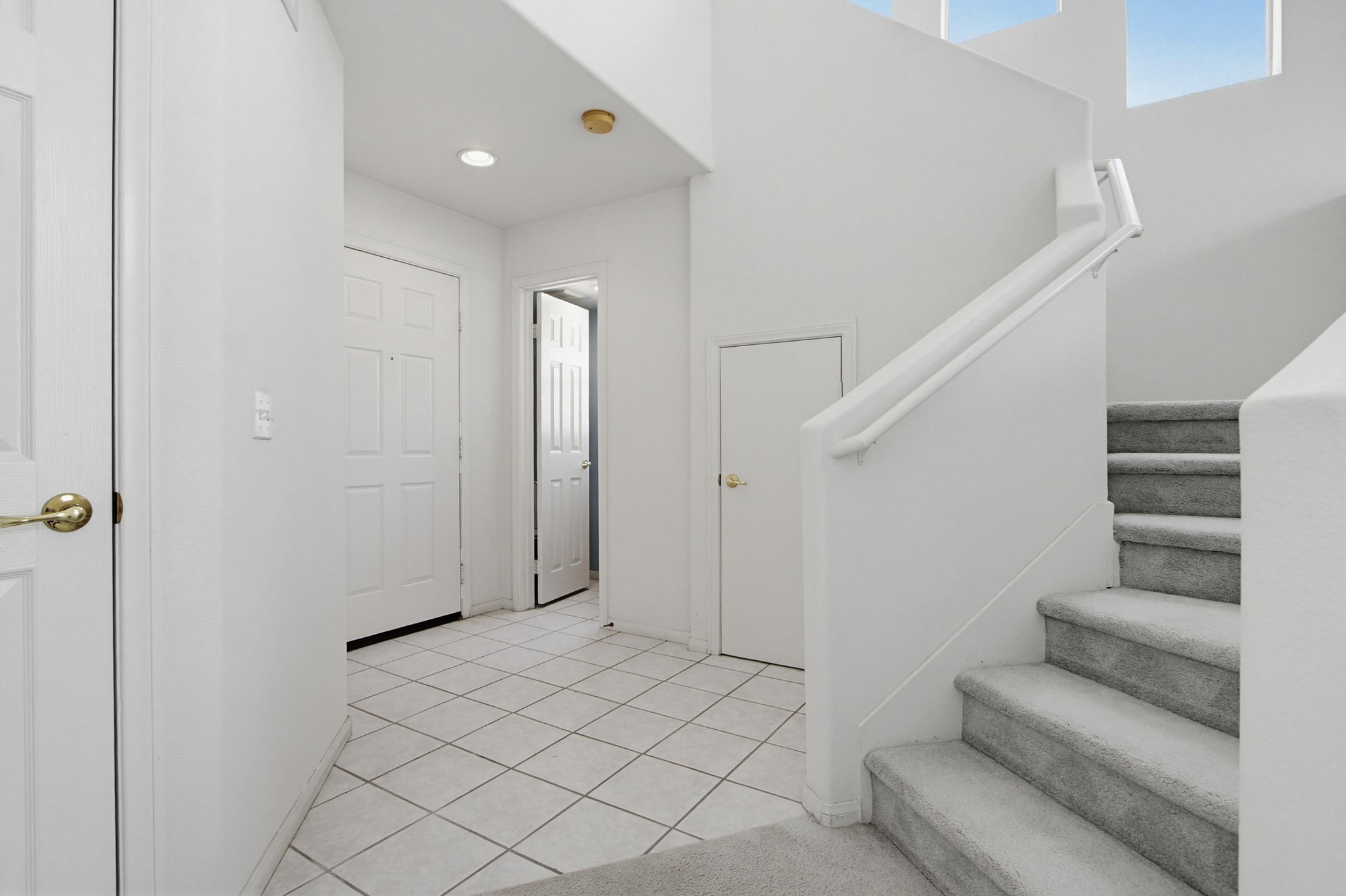 Virtual tour photo 9 of 50 for 8355 Jade Coast Dr