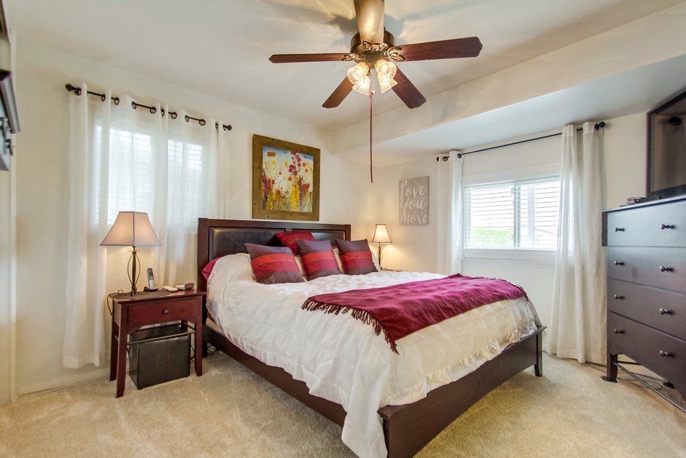 Virtual tour photo 22 of 39 for 8364 Lake Gaby Ave