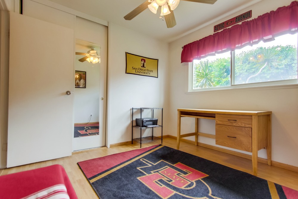 Virtual tour photo 27 of 39 for 8364 Lake Gaby Ave