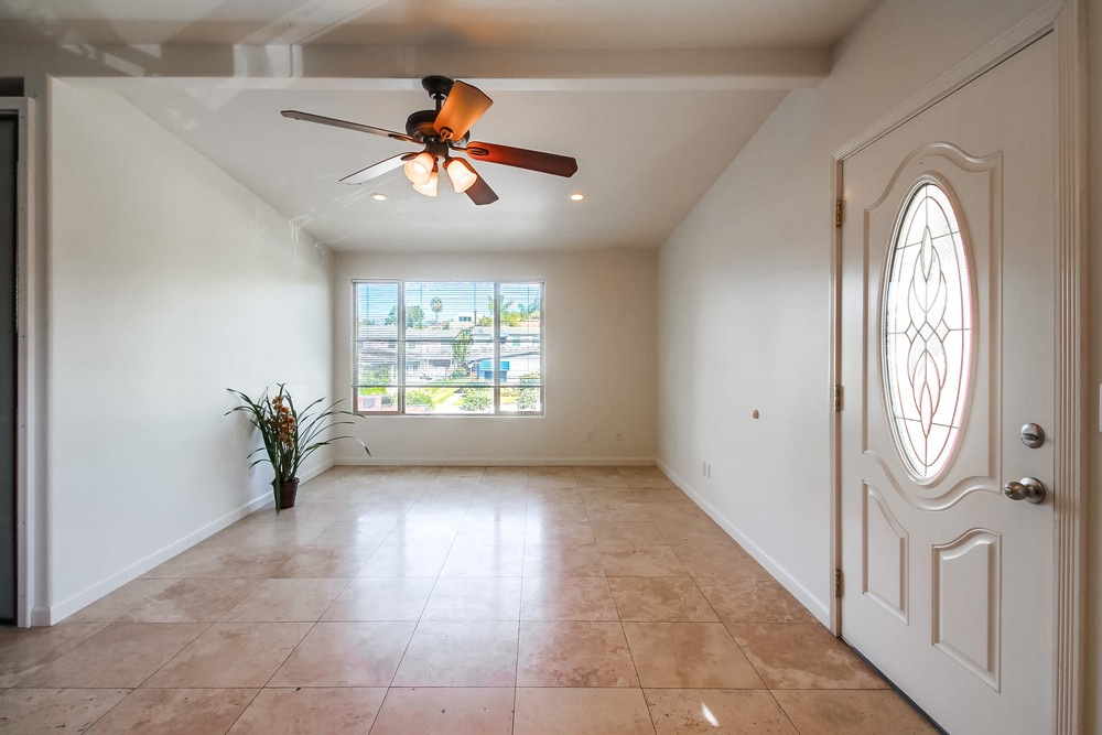Virtual tour photo 12 of 40 for 737 1/2 Agate St 