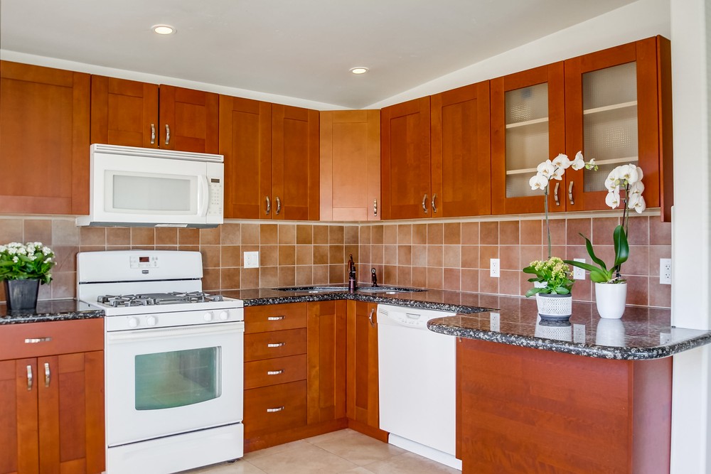 Virtual tour photo 22 of 40 for 737 1/2 Agate St 