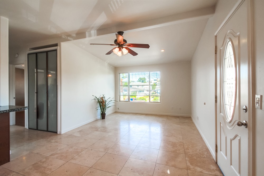 Virtual tour photo 27 of 40 for 737 1/2 Agate St 