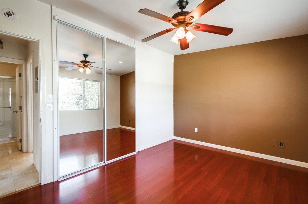 Virtual tour photo 30 of 40 for 737 1/2 Agate St 