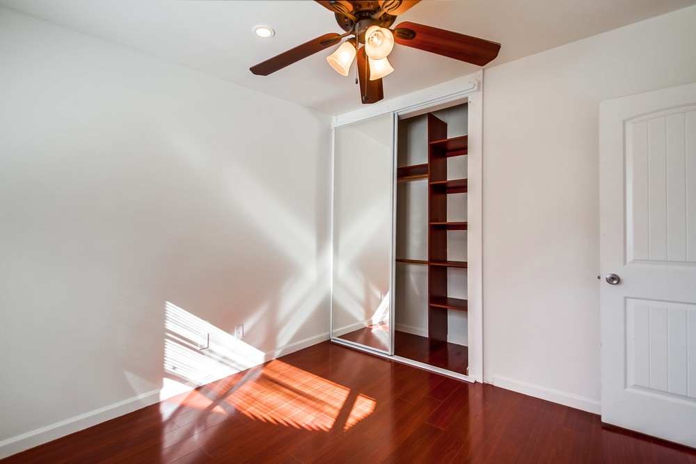 Virtual tour photo 38 of 40 for 737 1/2 Agate St 