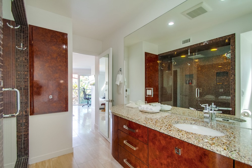Virtual tour photo 33 of 56 for 837 Salem Ct