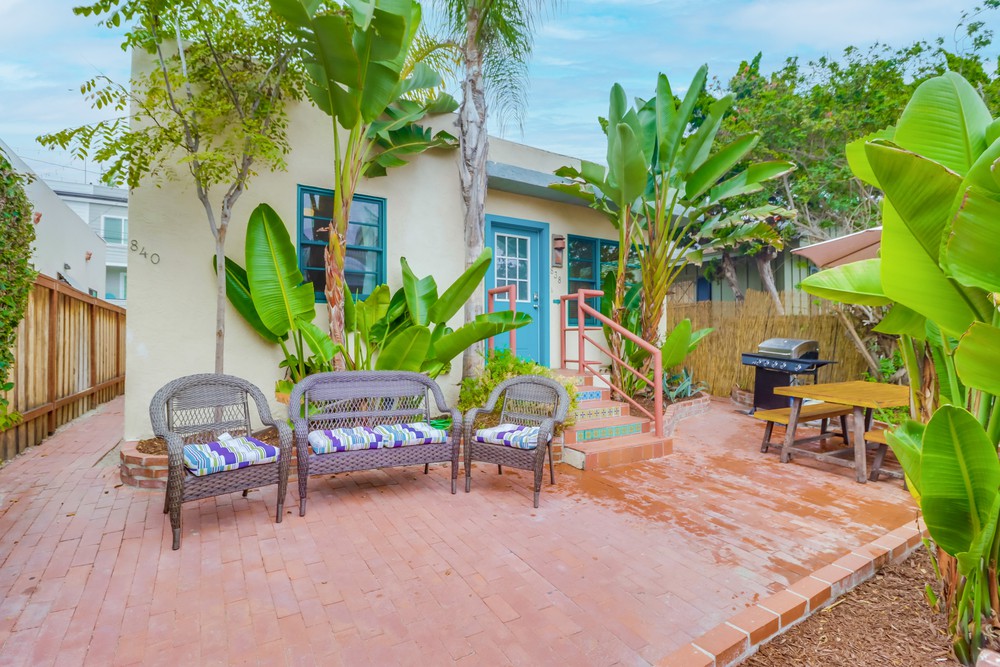 Virtual tour photo 4 of 41 for 838 Isthmus Ct