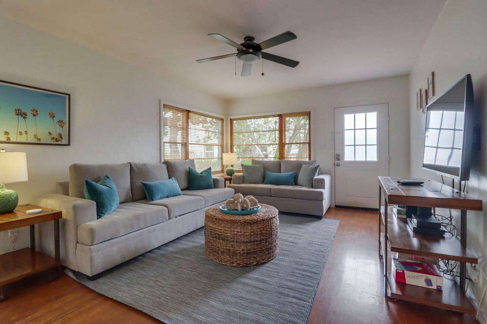 Virtual tour photo 8 of 41 for 838 Isthmus Ct