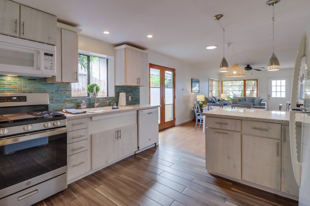 Virtual tour photo 17 of 41 for 838 Isthmus Ct