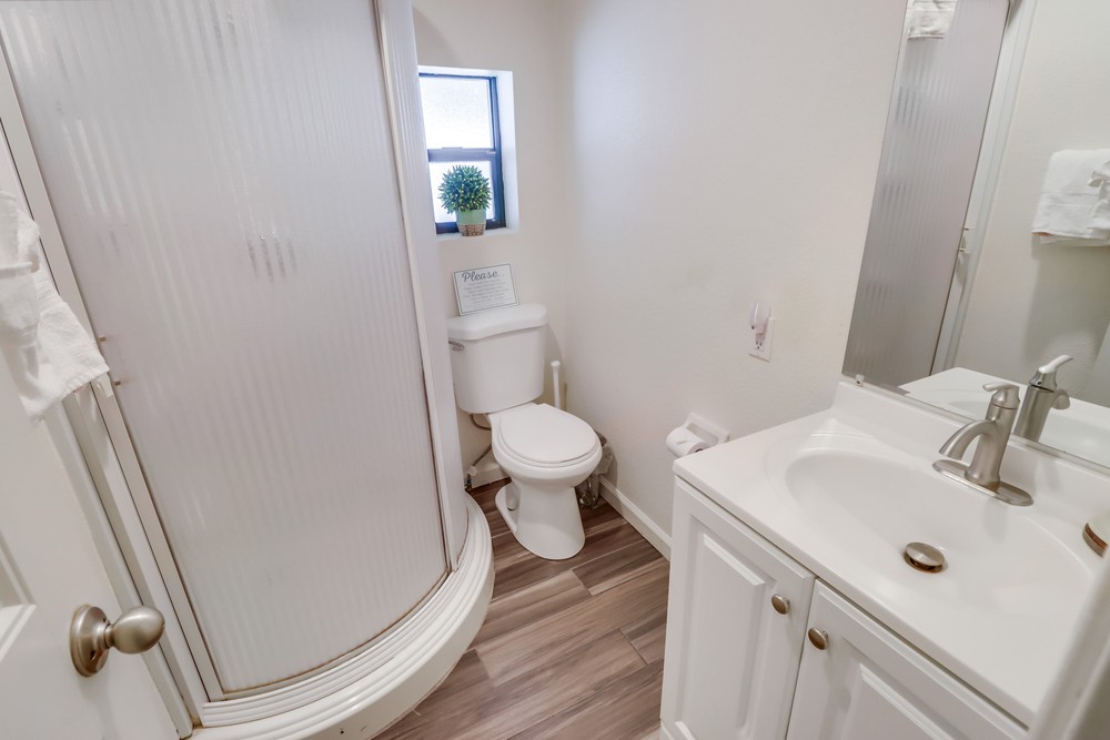 Virtual tour photo 31 of 41 for 838 Isthmus Ct
