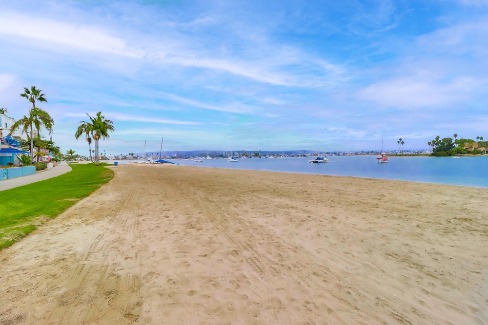 Virtual tour photo 39 of 41 for 838 Isthmus Ct