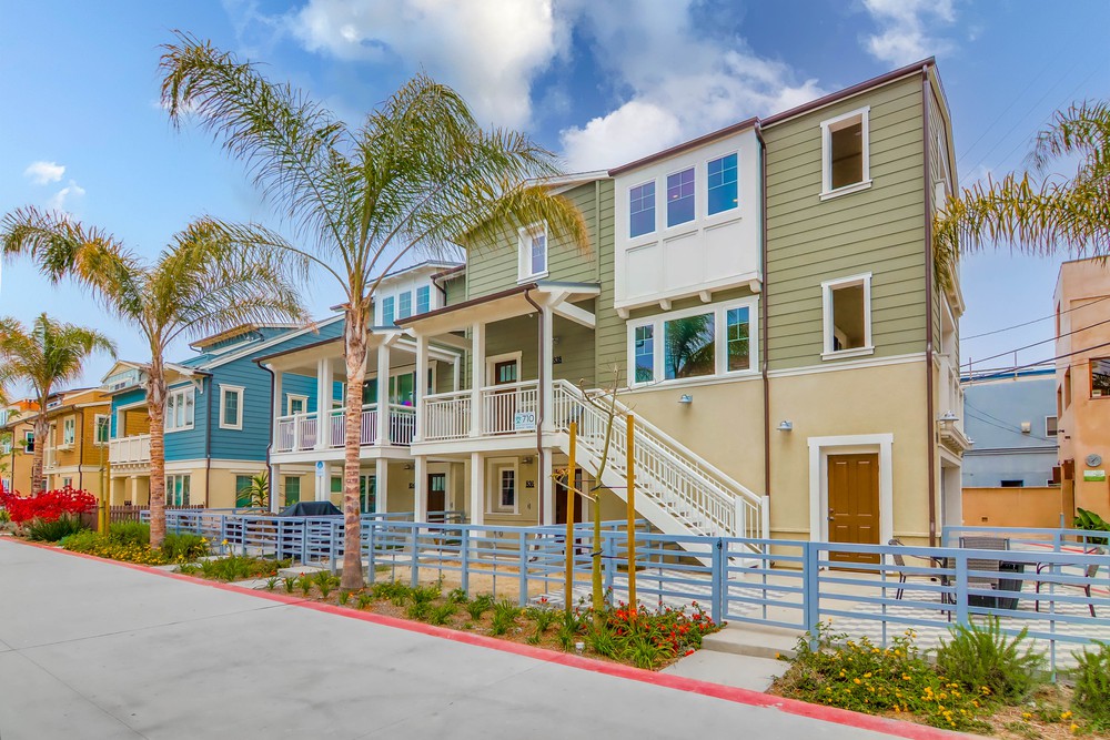 Virtual tour photo 1 of 61 for 838 Santa Barbara Pl