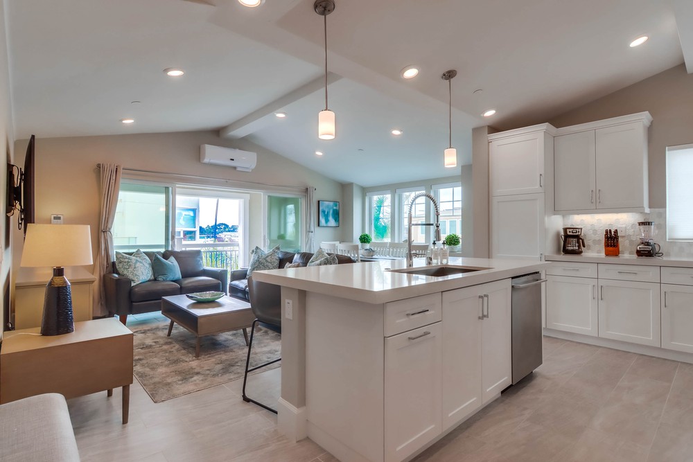 Virtual tour photo 16 of 61 for 838 Santa Barbara Pl