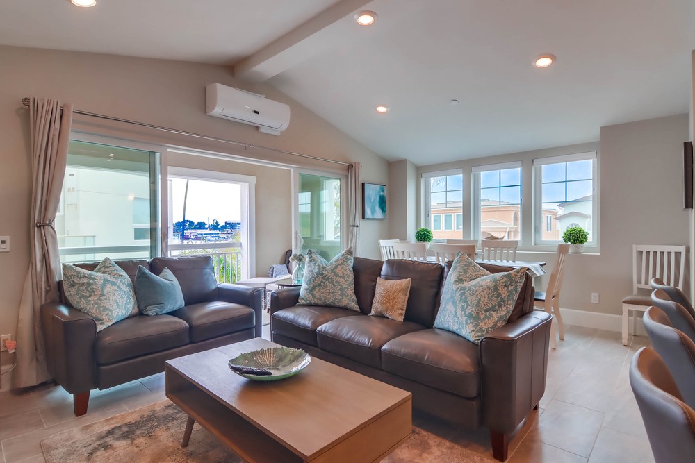 Virtual tour photo 17 of 61 for 838 Santa Barbara Pl