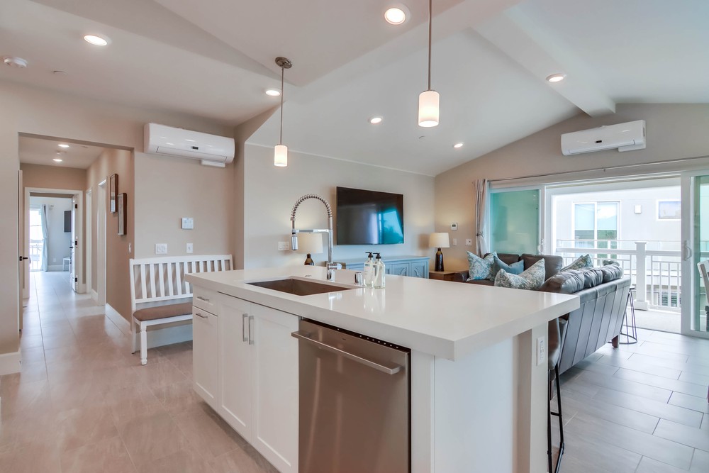 Virtual tour photo 28 of 61 for 838 Santa Barbara Pl